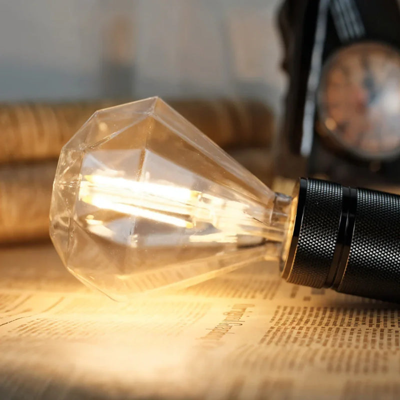 Lâmpada Quente Âmbar Retrô Vintage de Filamento - Formato de Diamante